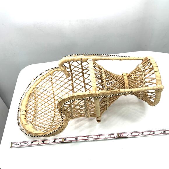 vintage wicker rattan peacock doll chair or plant stand Mid Century small Decor - Picture 4 of 4